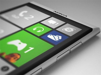 Nokia Lumia 928 — алюминиевый корпус и ксеноновая вспышка
