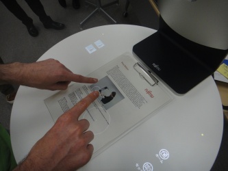 Fujitsu сделала планшет из листа бумаги